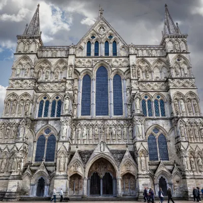 Отели с услугой парковкой в г. Чиппенхем