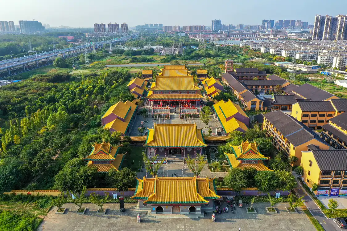Hotels near Jinghuisi