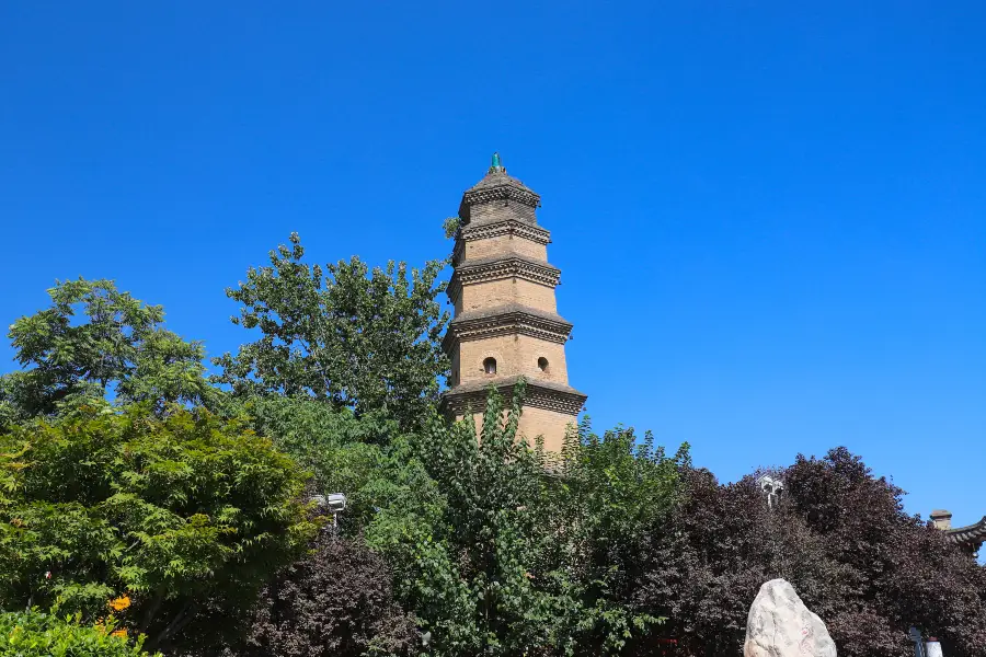 Hua Pagoda of Baoqing Temple