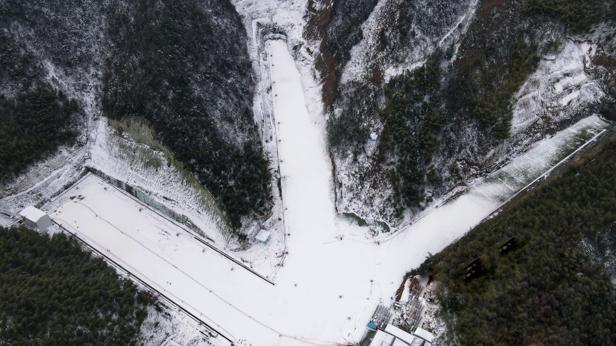 퉁루의 인기 스키