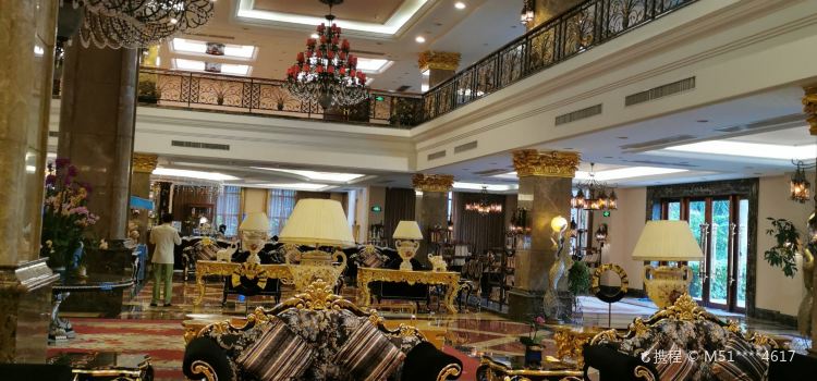 Lobby Bar of the Dess Hotel in Venice, South China