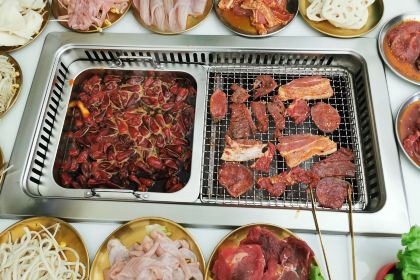 聚炉火锅烤肉小龙虾