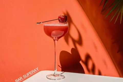 BAR SUPERAY