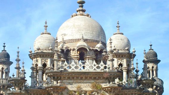 Mahabat Maqbara Palace