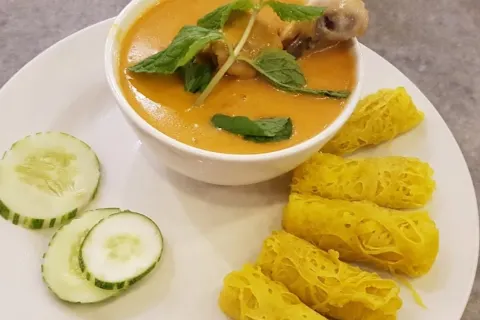 Nyonya Colors First World Plaza