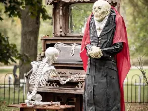 Haunted Hollow