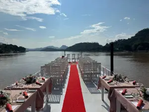River Sun Laos