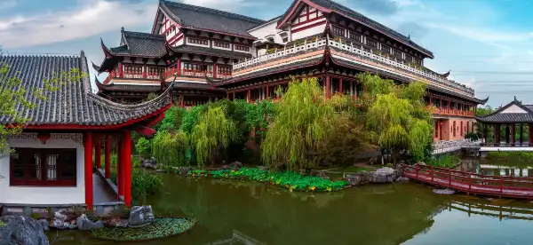 Hotels near Jingdezhen Luojia Airport