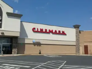 Theatre Cinemark Stroud Mall & XD