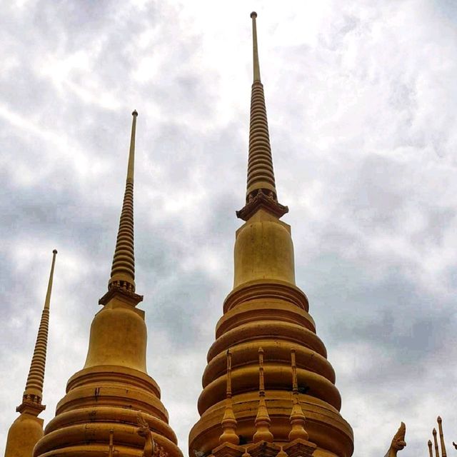 พระพุทธ​รูปศิลาแรง​ อายุพันกว่าปี