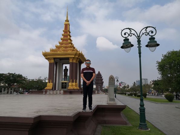 ノロドム シアヌーク前国王像のレビュー ノロドム シアヌーク前国王像のチケット ノロドム シアヌーク前国王像の割引 ノロドム シアヌーク前国王像の交通機関 所在地 営業時間 ノロドム シアヌーク前国王像周辺の観光スポット ホテル グルメ Trip Com