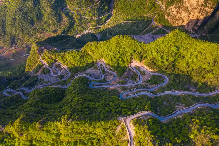 Hotels near Taihang Sky Road