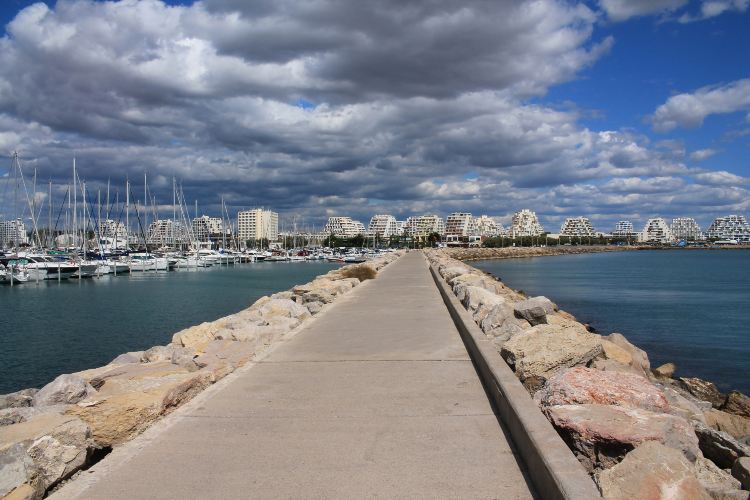 Compare 5 airports near La Grande Motte