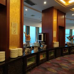 南昌東方豪景花園飯店（滕王閣八一廣場店）·怡景旋轉餐廳張用戶圖片