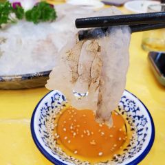 官塘超鱻鱼生·潮州菜·生腌·砂锅粥(古城南较路总店) User Photo