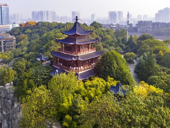 Hengyang Huiyanfeng Scenic Area