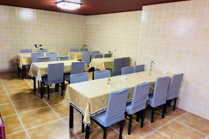 临泽佰度客栈·餐厅