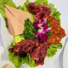 溪地阿兰若度假村落(大邑安仁古镇店)·垄上中餐厅 User Photo