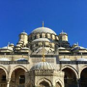 相对于蓝色清真寺，这里要安静许多，伊斯坦布尔最美清真寺绝非浪