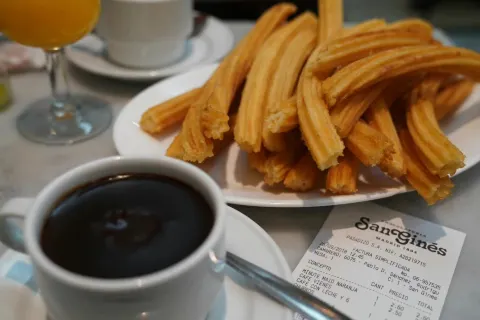 Chocolatería San Ginés