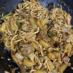 和平铁锅焖面(和平西街店) User Photo