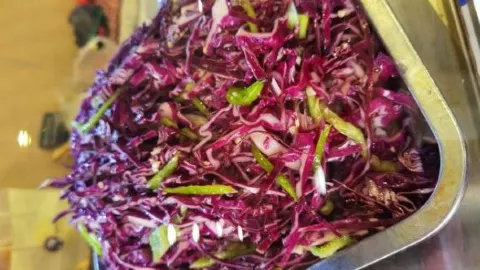 贺莉嫂北二巷香菇芙蓉面(抗大商厦店) in Yan'an