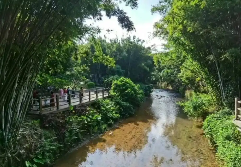 Hotels near Wangtong Park