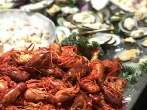 Gigi's Restaurant at Ramada Mandarin