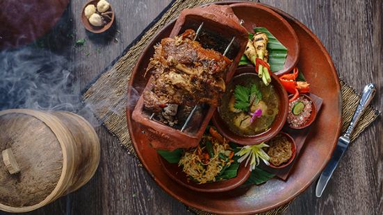 Kayumanis Resto Jimbaran