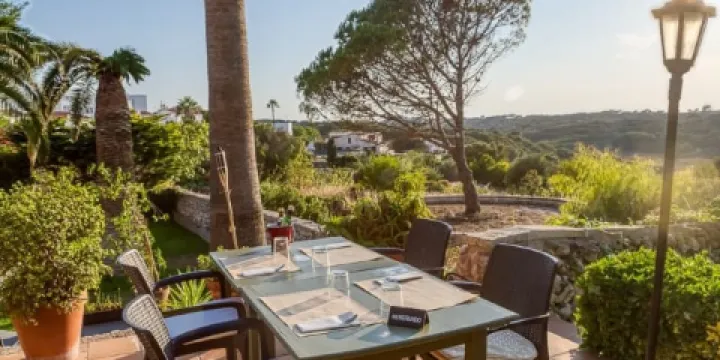 Es Chic - Bar restaurante