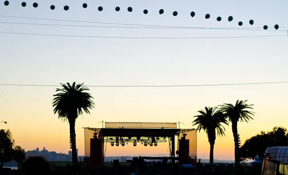 Palm Tree 音樂節 | Kawela Bay