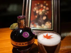 金·Bar