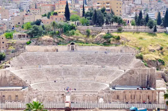 Hoteles cerca de Hashemite Square
