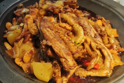 六月雪干锅(绵阳凯德广场店)