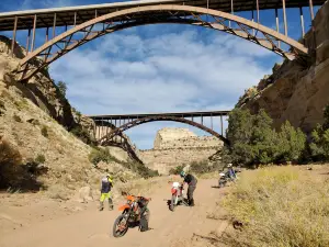 Devil's Racetrack Overlook