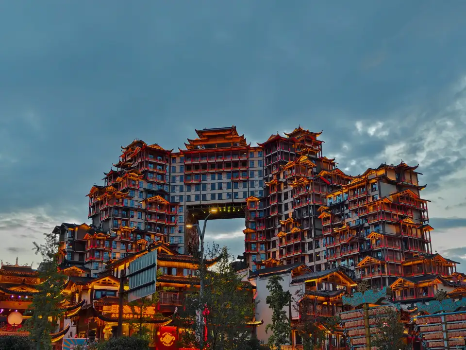 4_72 wonder tower