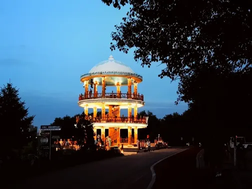 賽汗塔拉城中草原