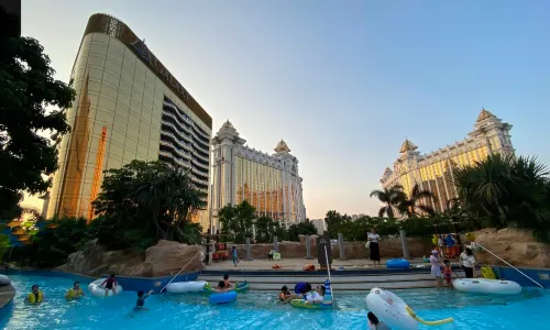 Grand Resort Deck