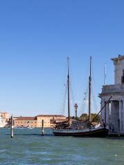 Punta della Dogana