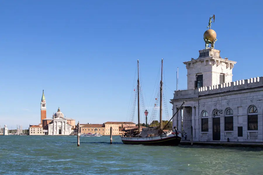 Punta della Dogana