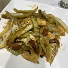 洋老土(常熟路店) User Photo