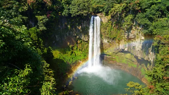 Cheonjiyeon Waterfall