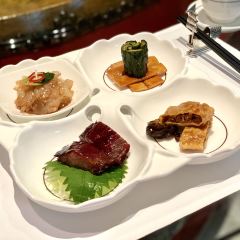 YI LONG COURT ảnh của người dùng