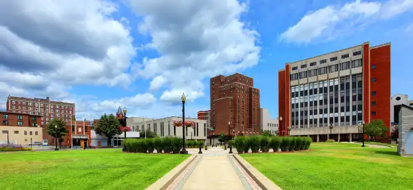 Hotels near Johnson Oak Park