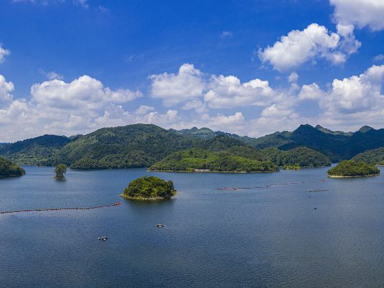 阿哈湖風景區