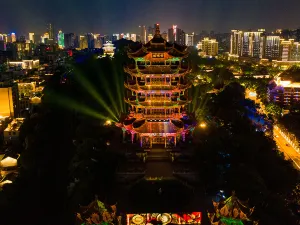 夜上黃鶴樓