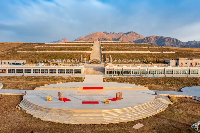 Theme Hotel Turpan Camel Bell Winery