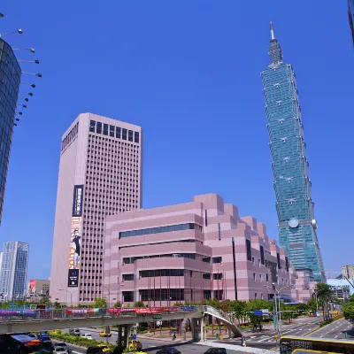 Hotels in Zhongxiao Dunhua Commercial Circle