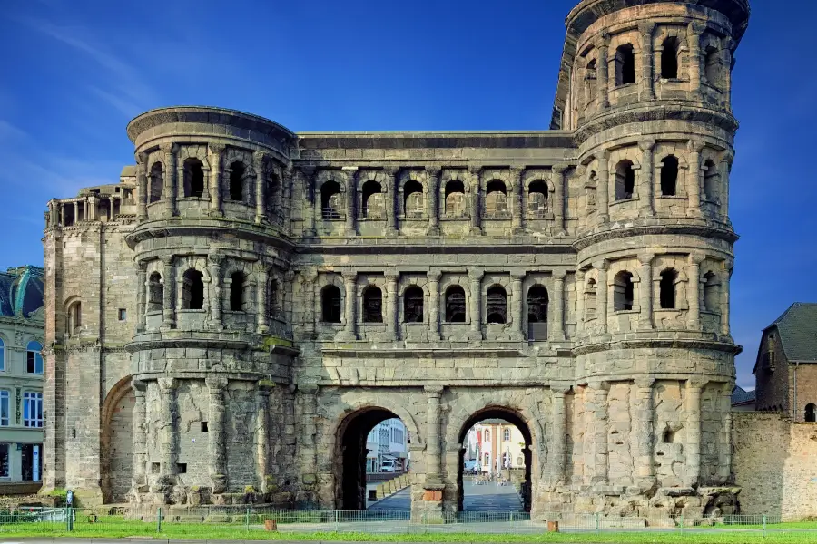 Porta Nigra