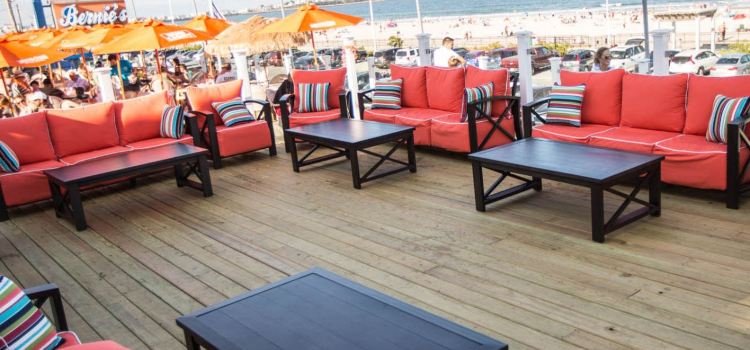 Bernie's Beach Bar